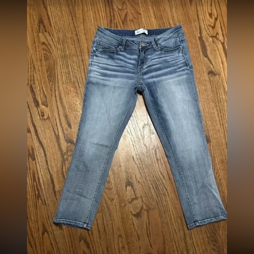 BKE Light Blue Cropped Women's Jeans - Slim Ankle